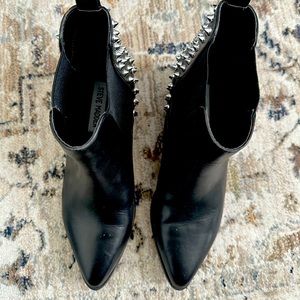 Leather Chelsea boots